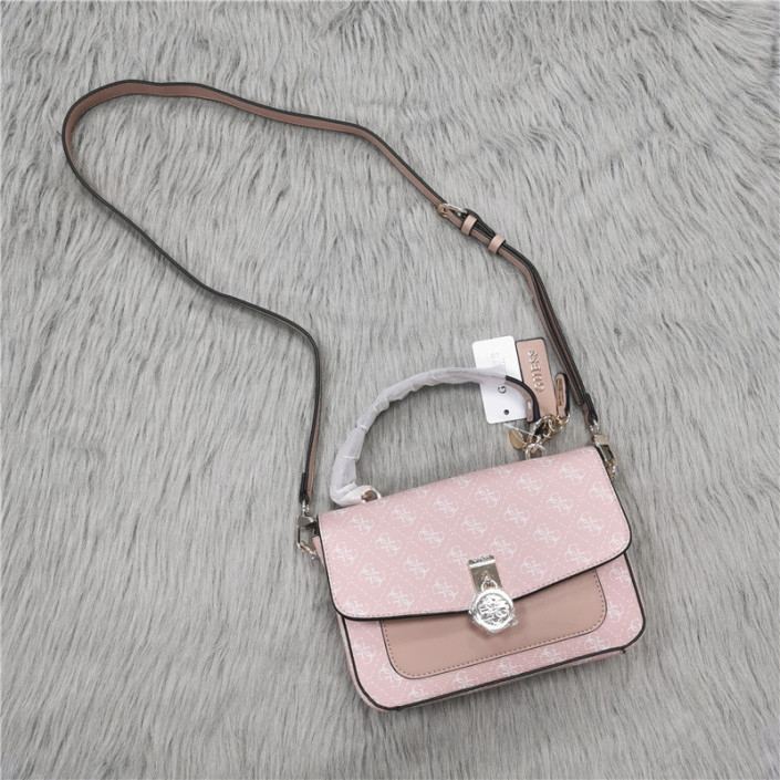 Сумка Guess