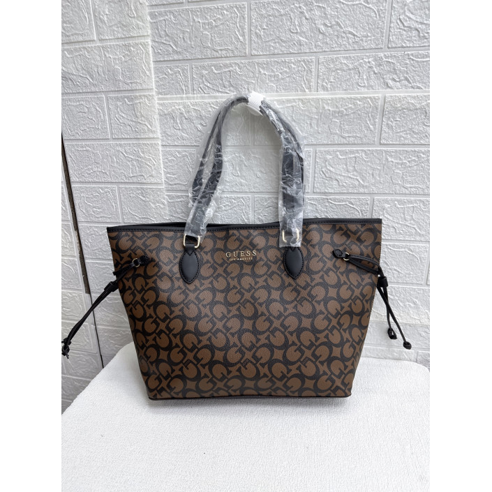Сумка Guess