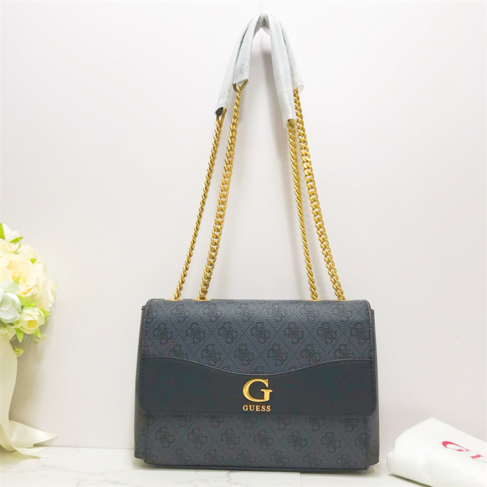 Сумка Guess