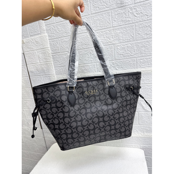 Сумка Guess